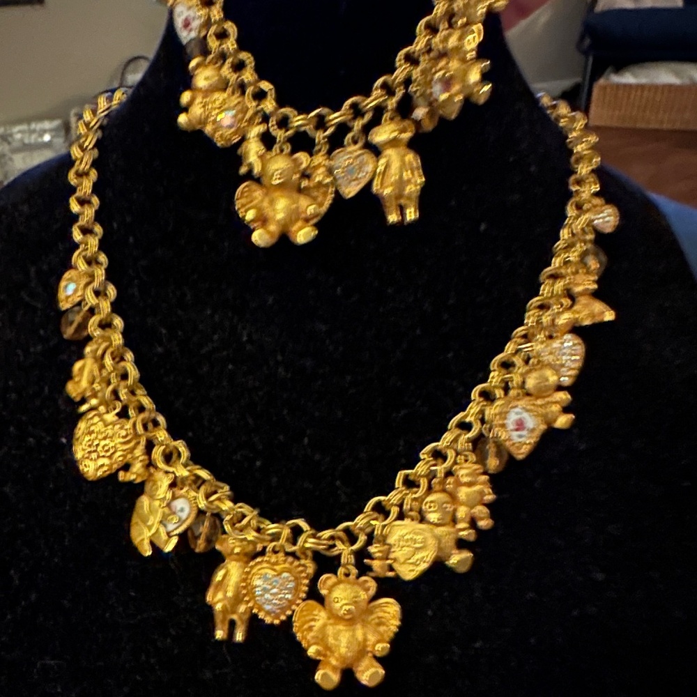 Rare! Vintage Kirk Folly bears and hearts necklace and bracelet set